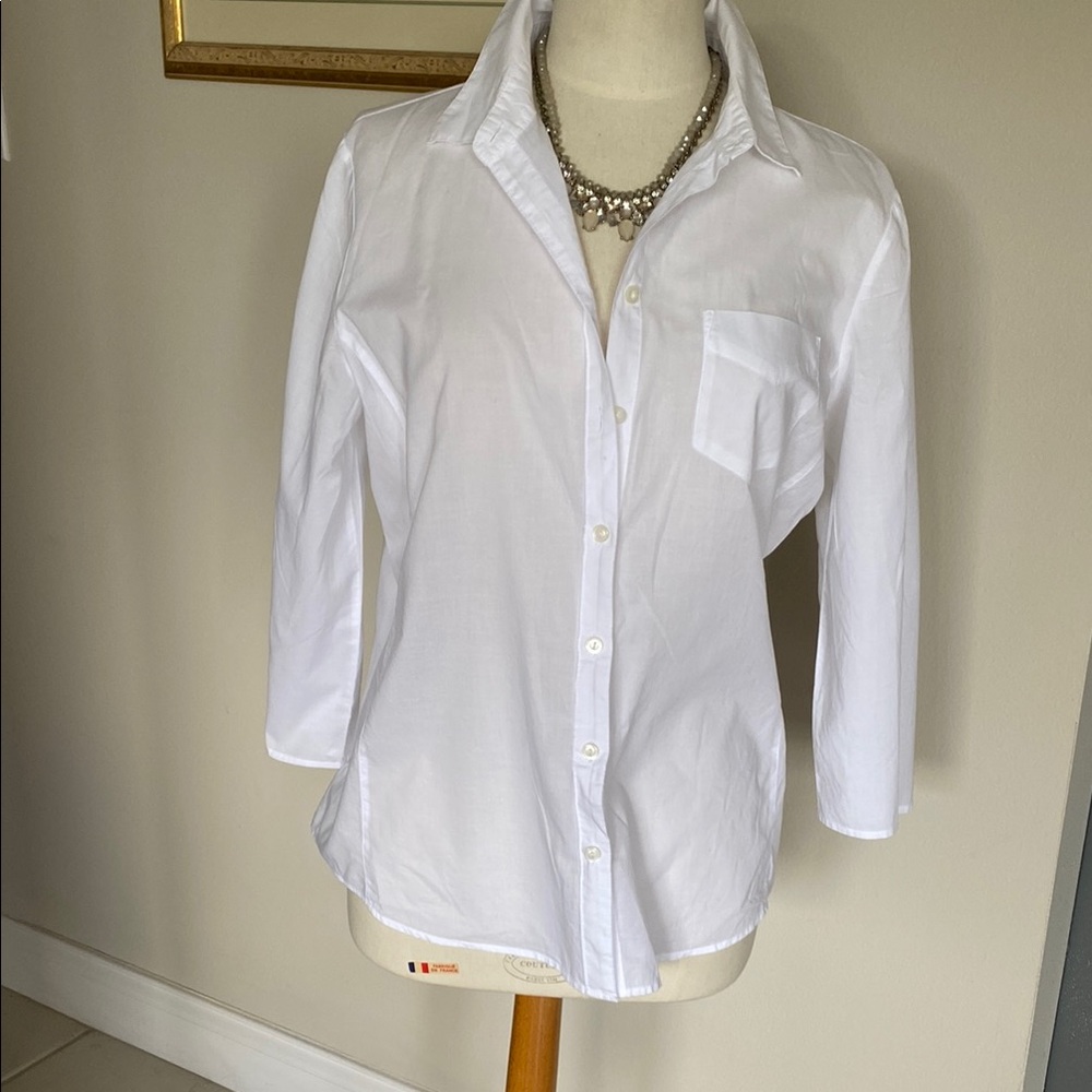 Izod Women's White Button Down Shirt, L
